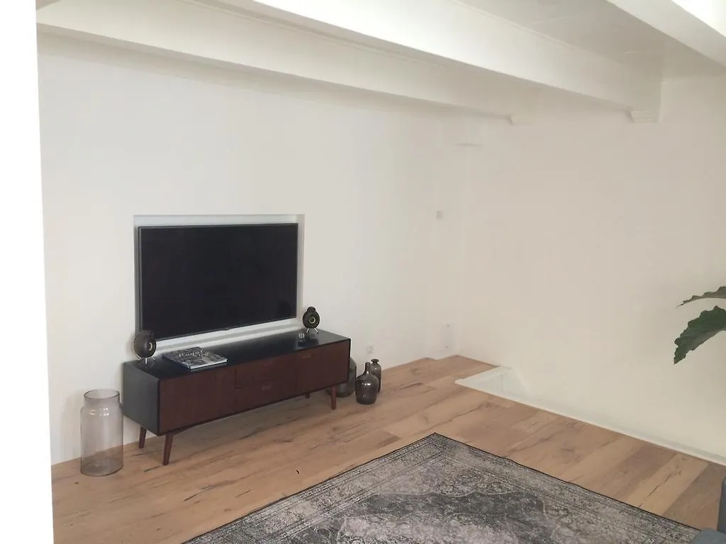 לינה וארוחת בוקר אמסטרדם Canal House 1680 0*,